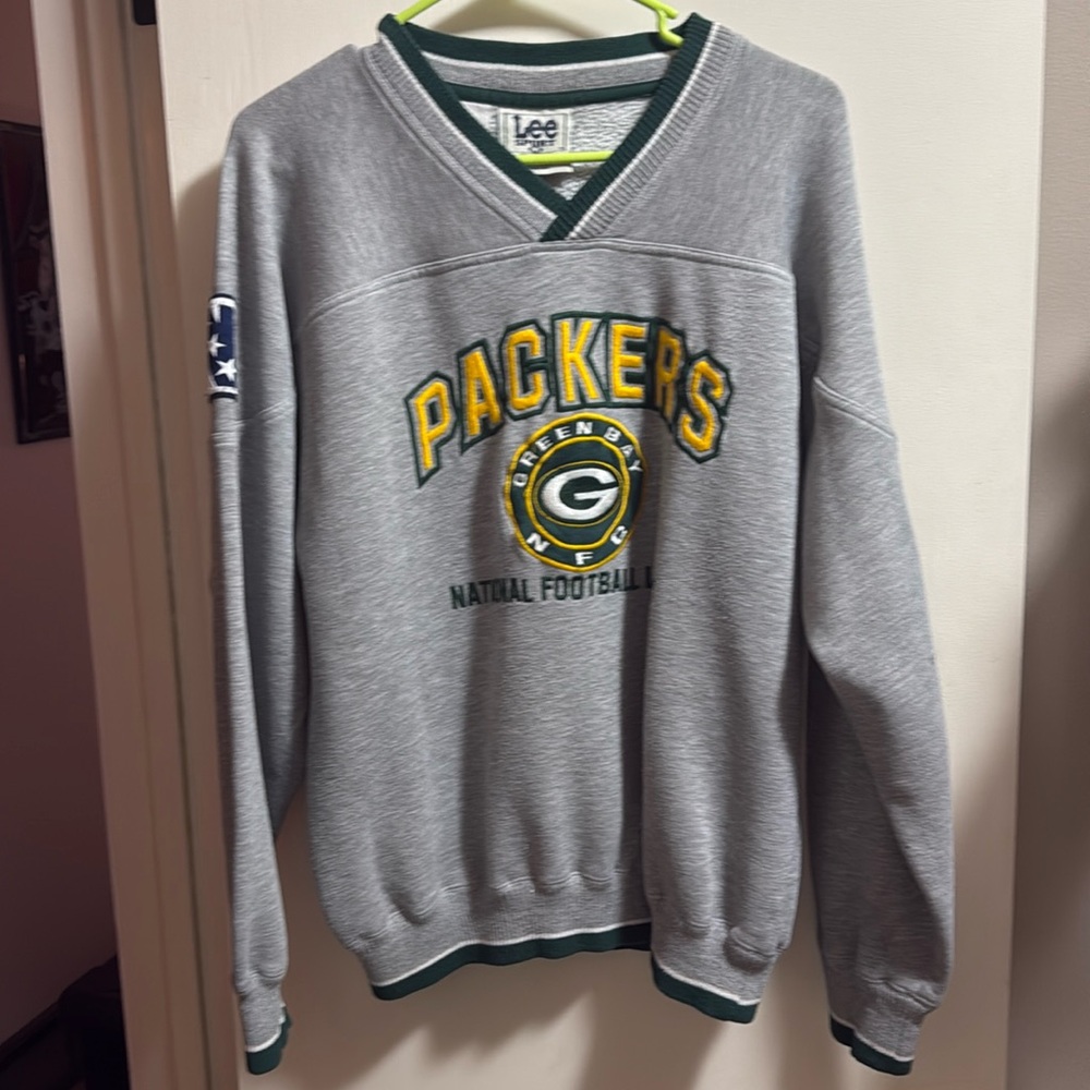 Vintage Green Bay Packers Sweatshirt by Lee Sport - Medium